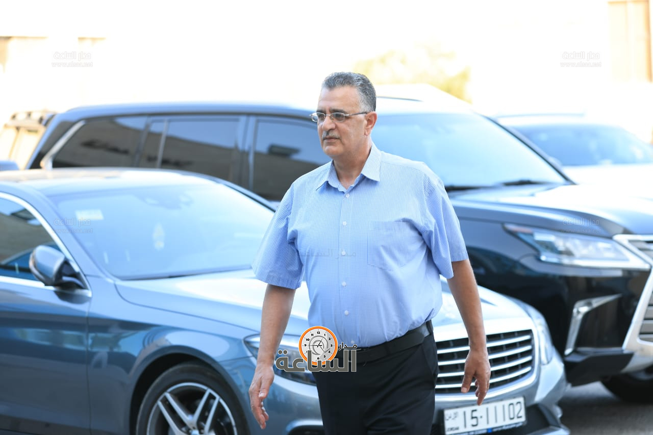 Madar Al-Saa Images 0.596569460472992