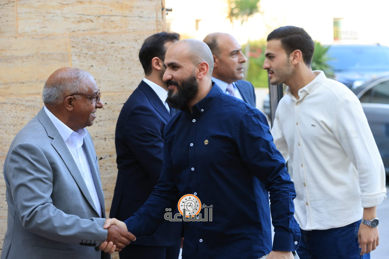 Madar Al-Saa Images 0.7131142373301873