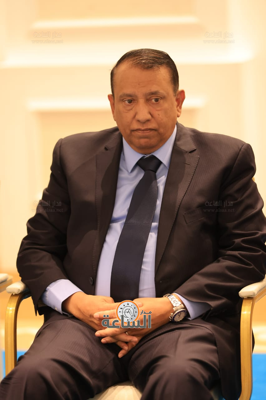 Madar Al-Saa Images 0.7302198384858715