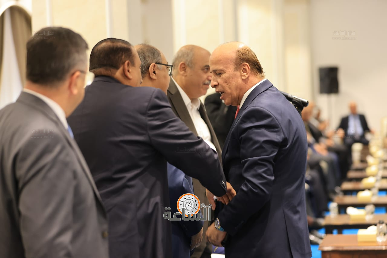 Madar Al-Saa Images 0.8929145327245351