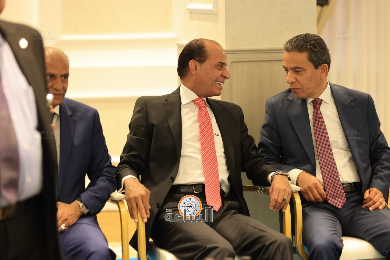 Madar Al-Saa Images 0.7795724906554432