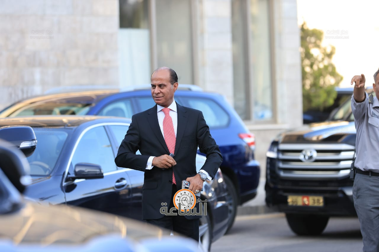 Madar Al-Saa Images 0.7498205581381124