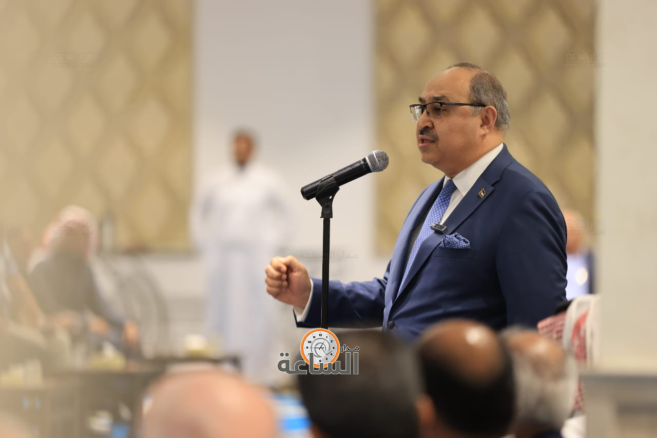 الوزير الاسبق صخر دودين