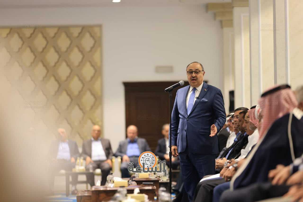 الوزير الاسبق صخر دودين