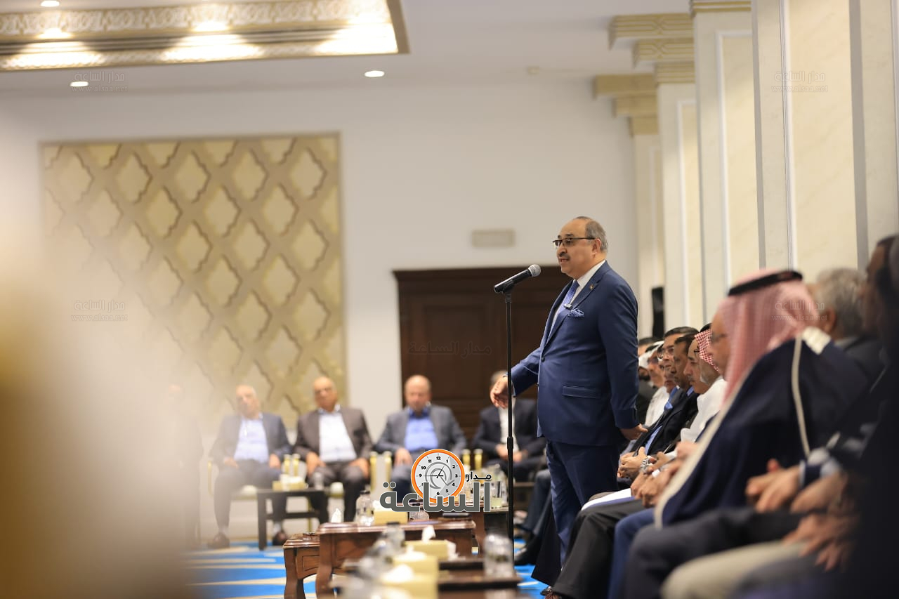 الوزير الاسبق صخر دودين