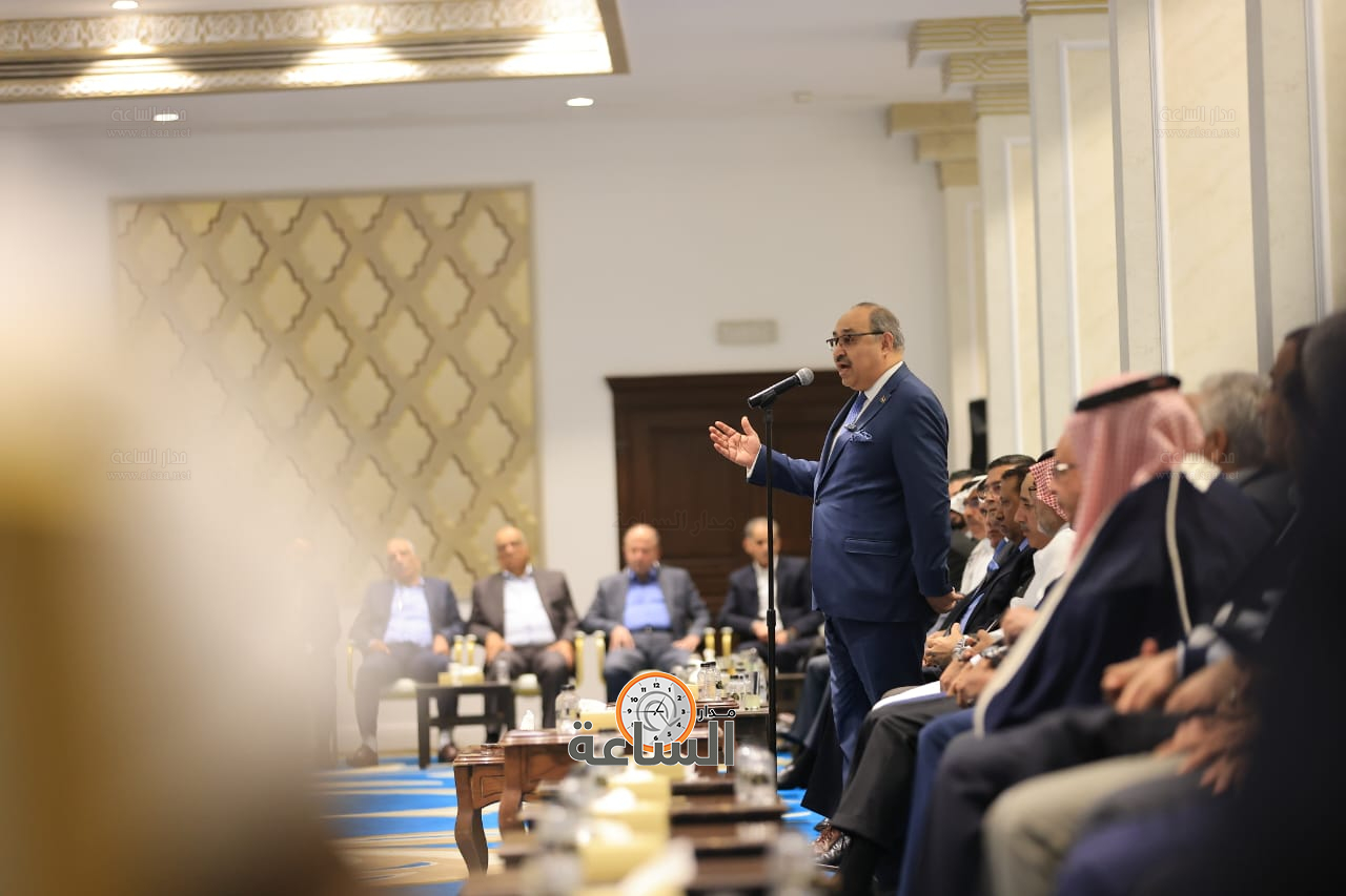 الوزير الاسبق صخر دودين