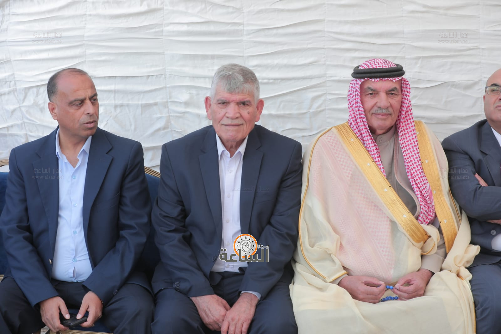 Madar Al-Saa Images 0.14257573262296142