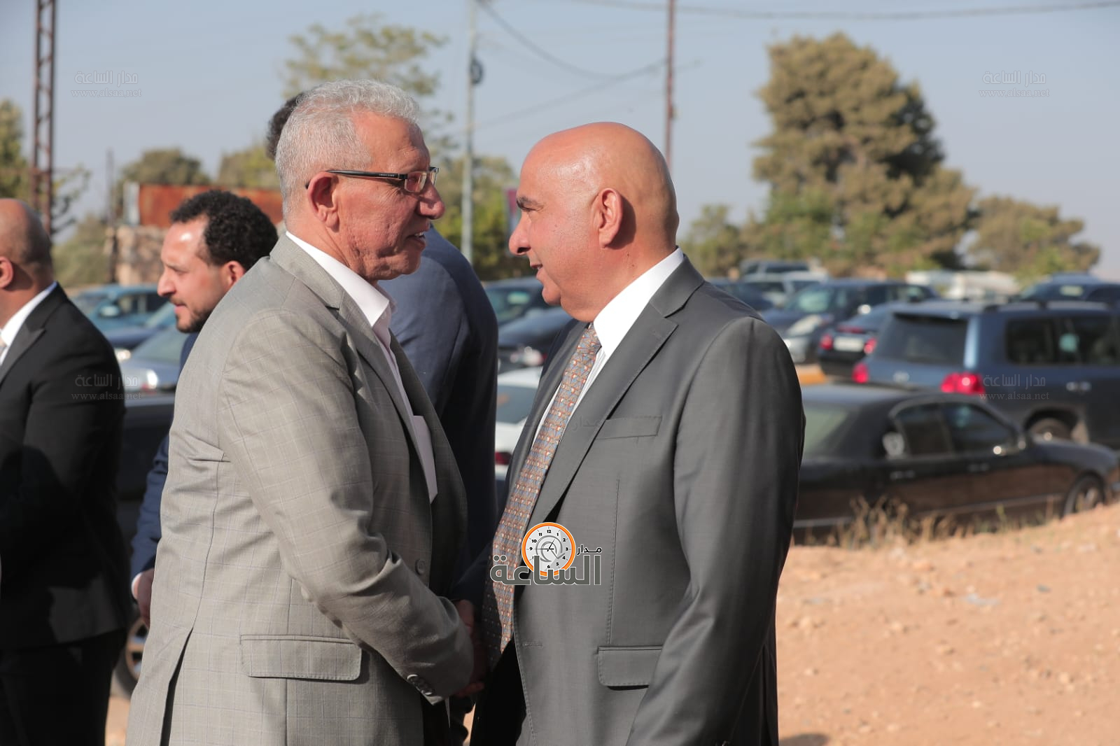 Madar Al-Saa Images 0.8294818073325367