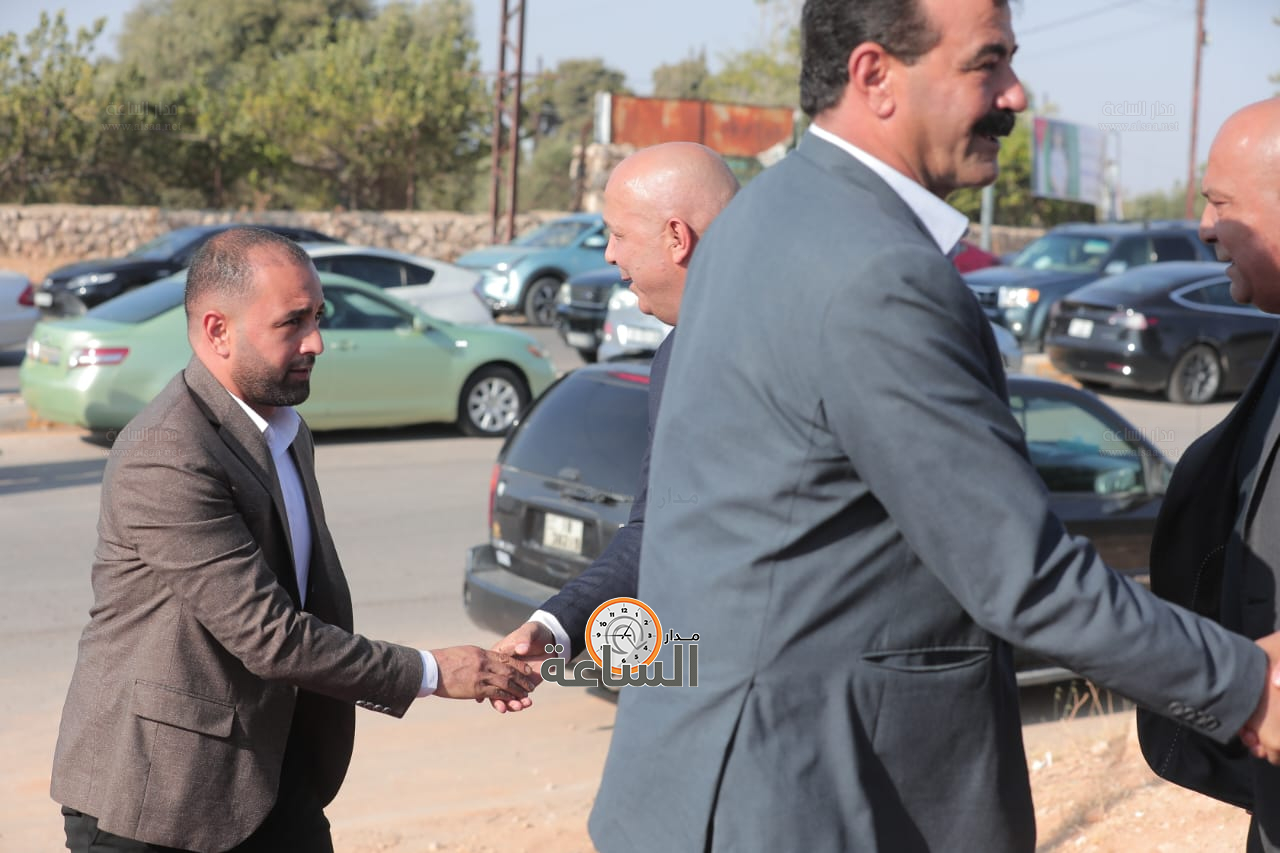 Madar Al-Saa Images 0.1975272455786269