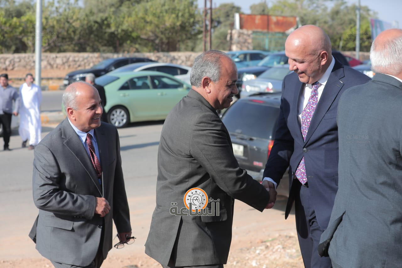 Madar Al-Saa Images 0.49349294104773556