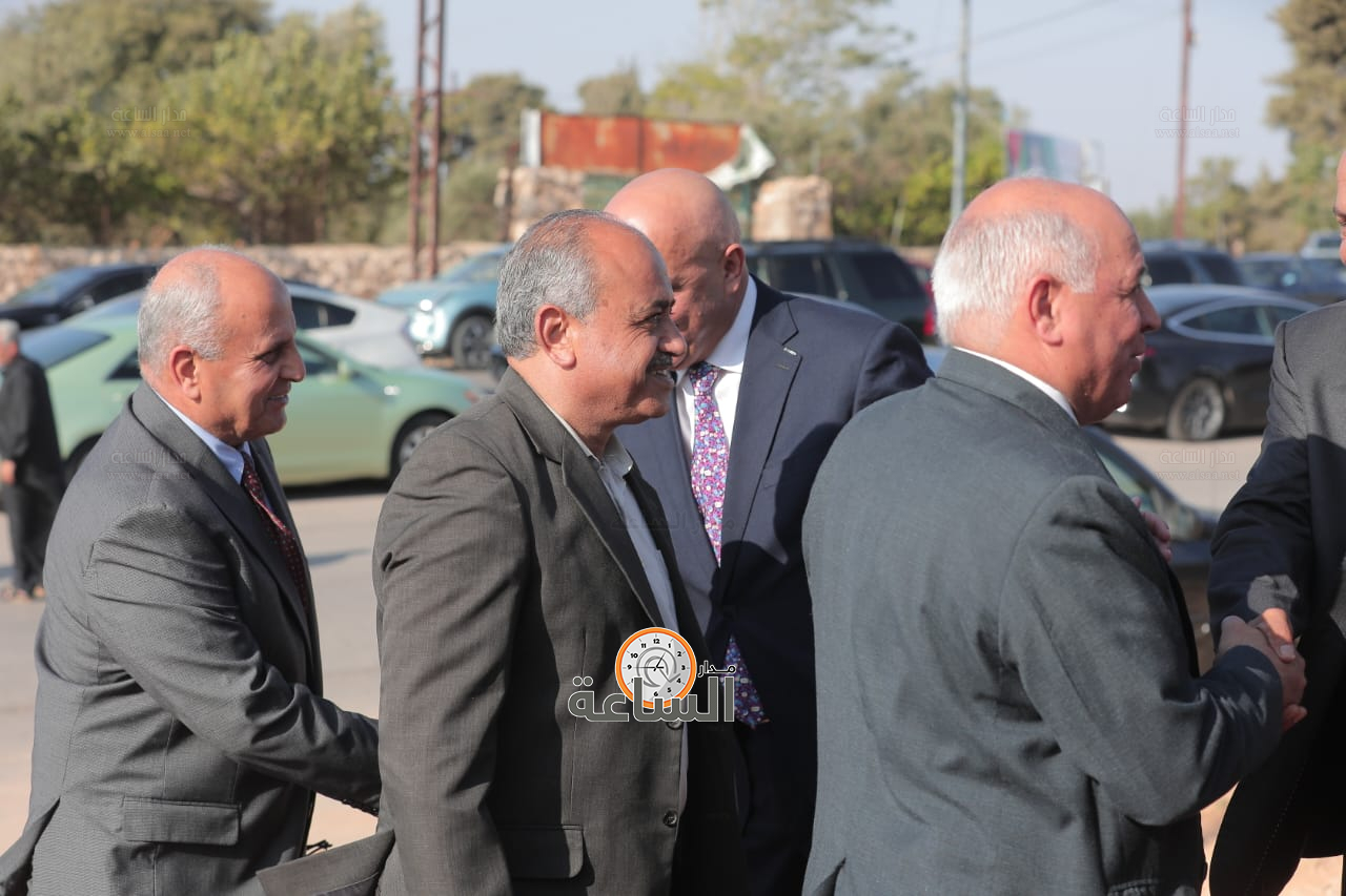 Madar Al-Saa Images 0.9844355712981882