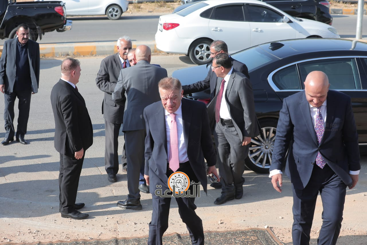 Madar Al-Saa Images 0.4991152093750072