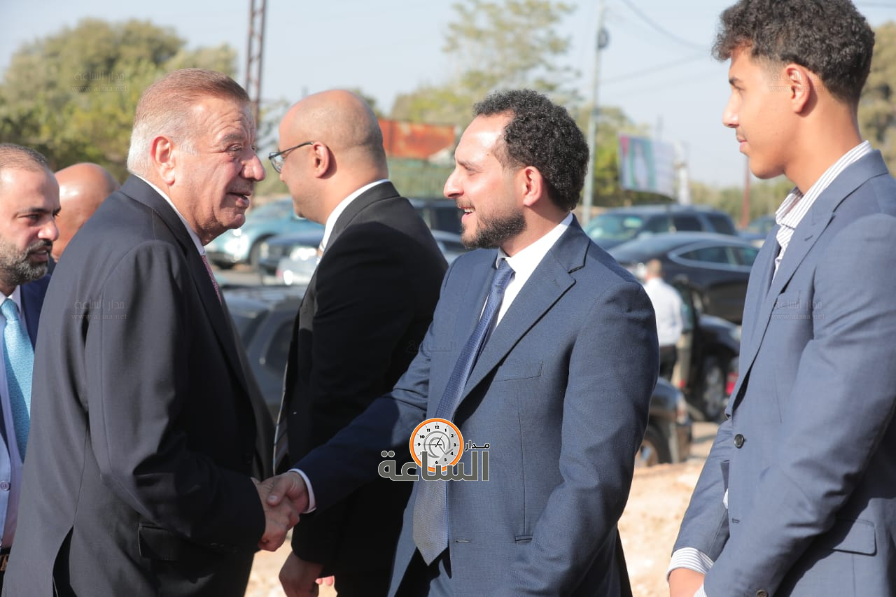 Madar Al-Saa Images 0.43794083256870864