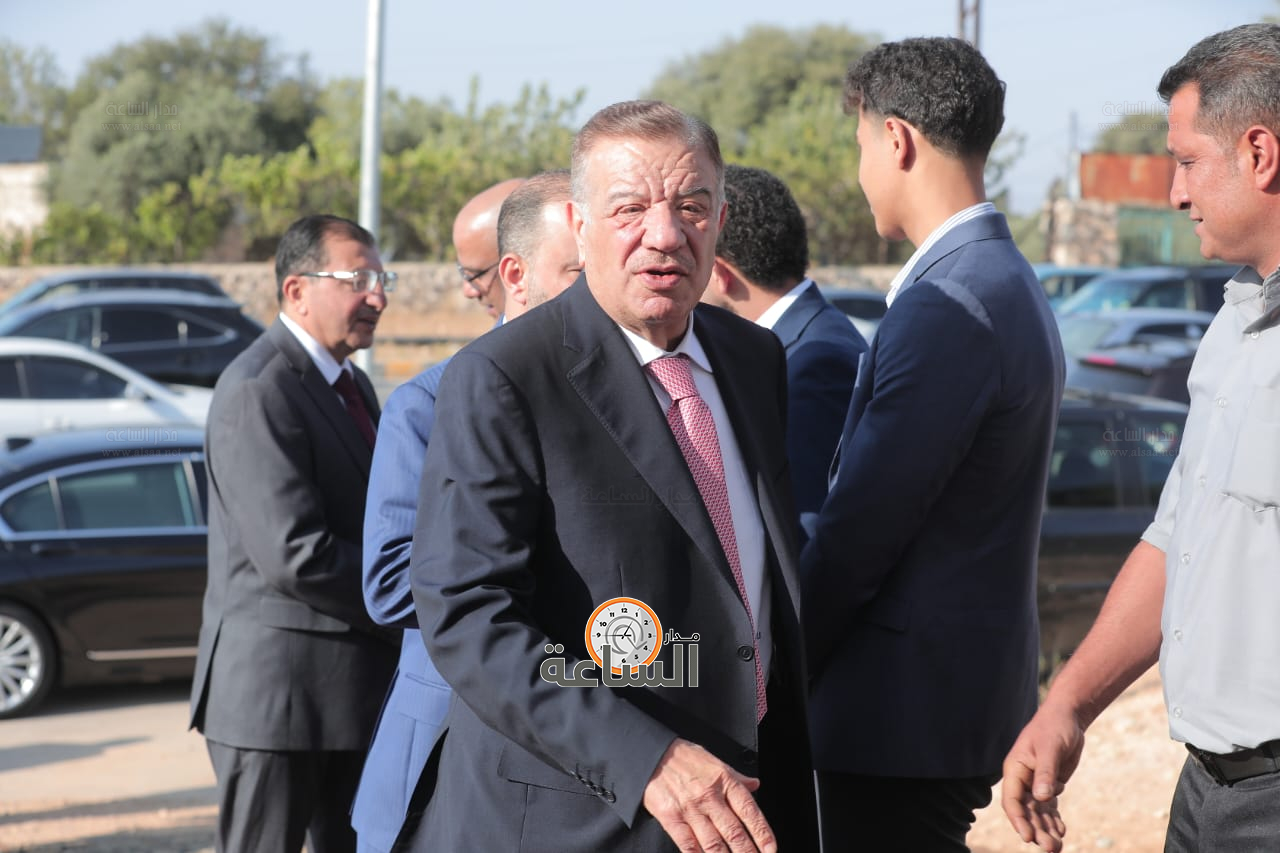 Madar Al-Saa Images 0.9381532372673814