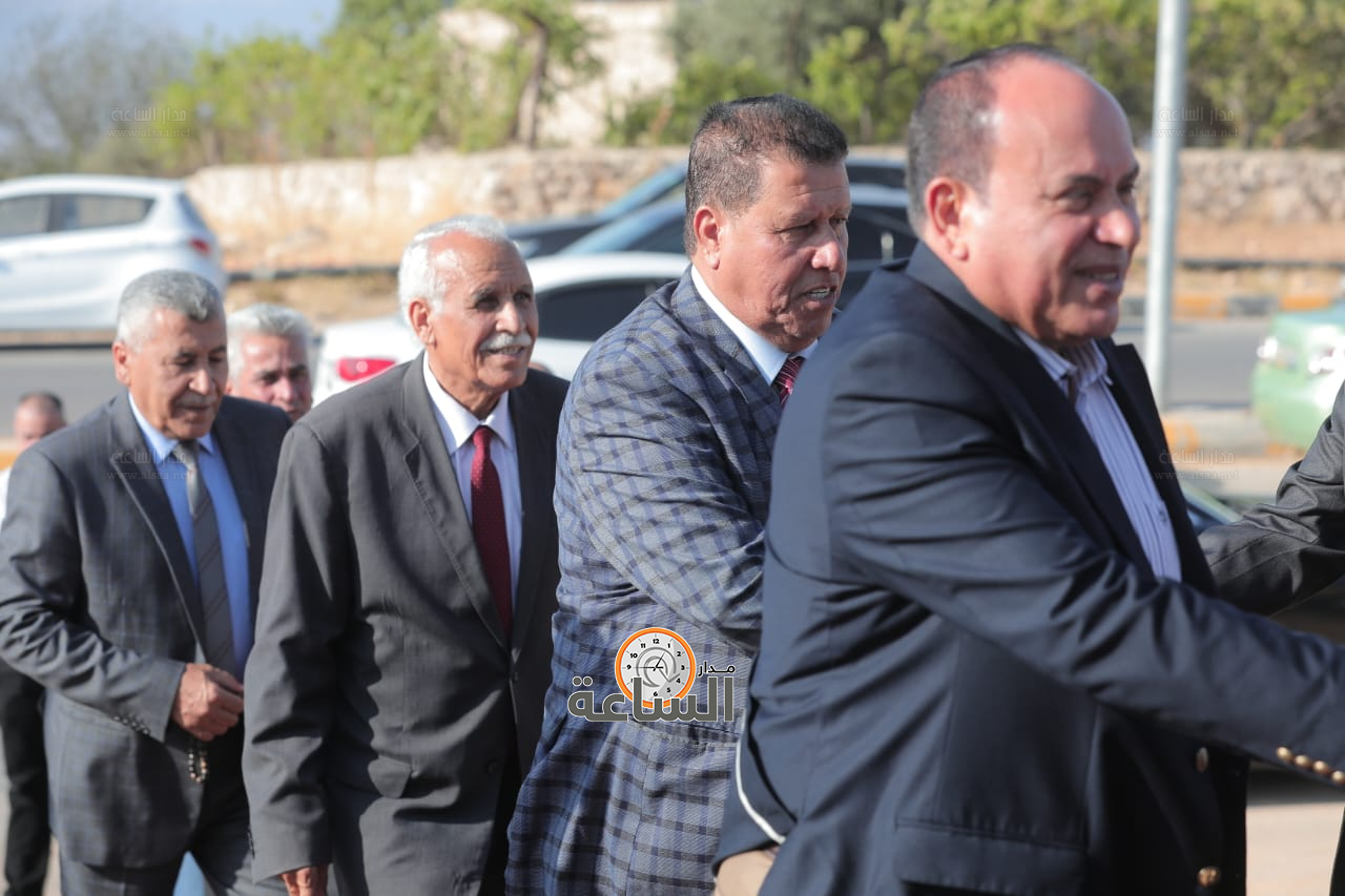 Madar Al-Saa Images 0.6484931296782084