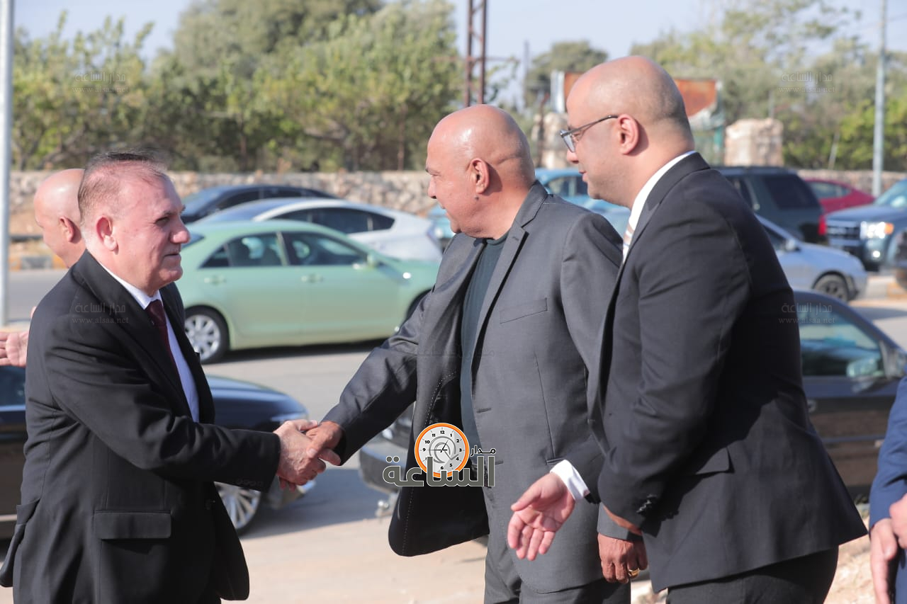 Madar Al-Saa Images 0.004315351420281166