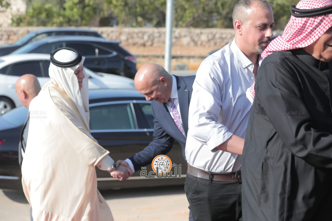 Madar Al-Saa Images 0.39415303499570975