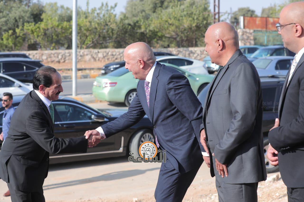 Madar Al-Saa Images 0.3239846550863663