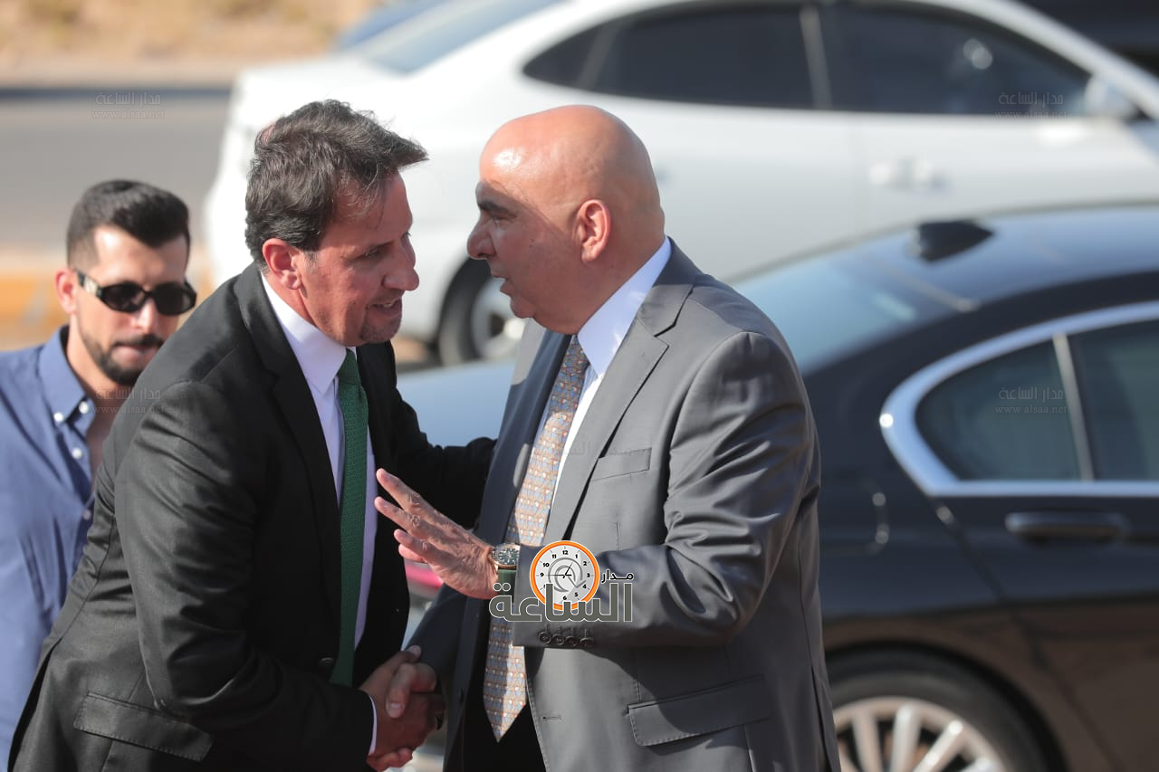 Madar Al-Saa Images 0.51482620928581