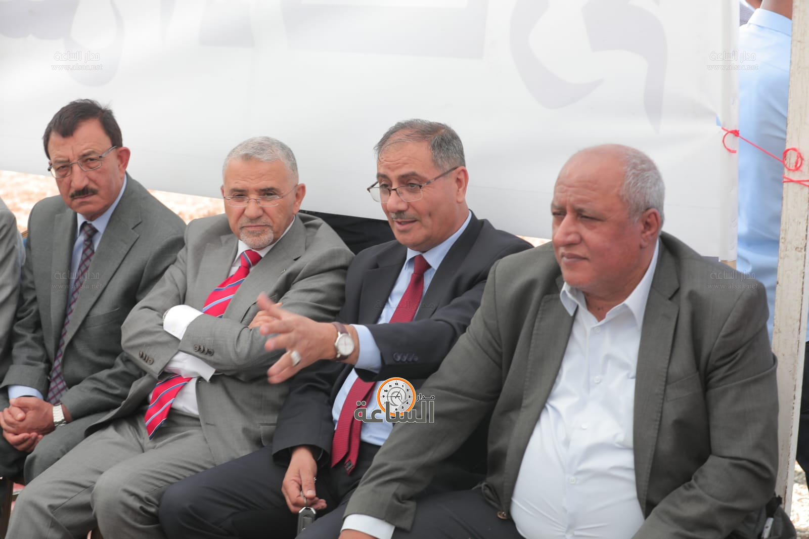 Madar Al-Saa Images 0.1588124204047484