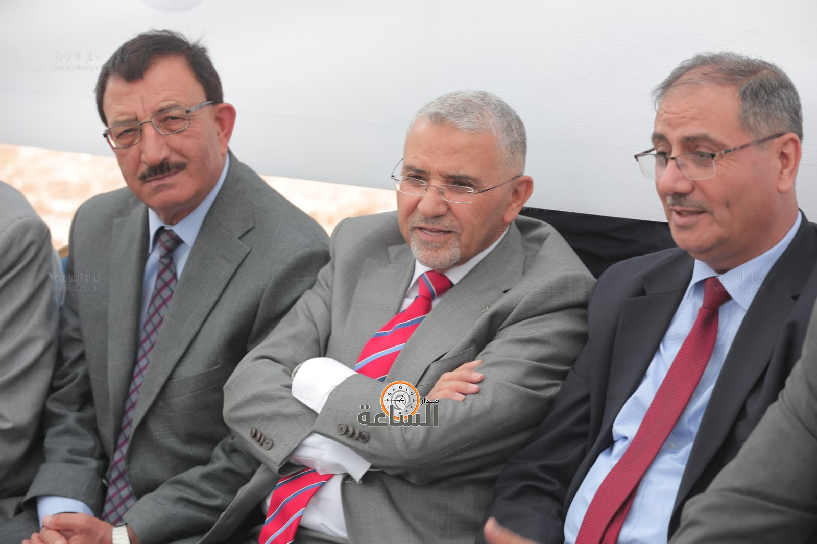 Madar Al-Saa Images 0.04110608456662346