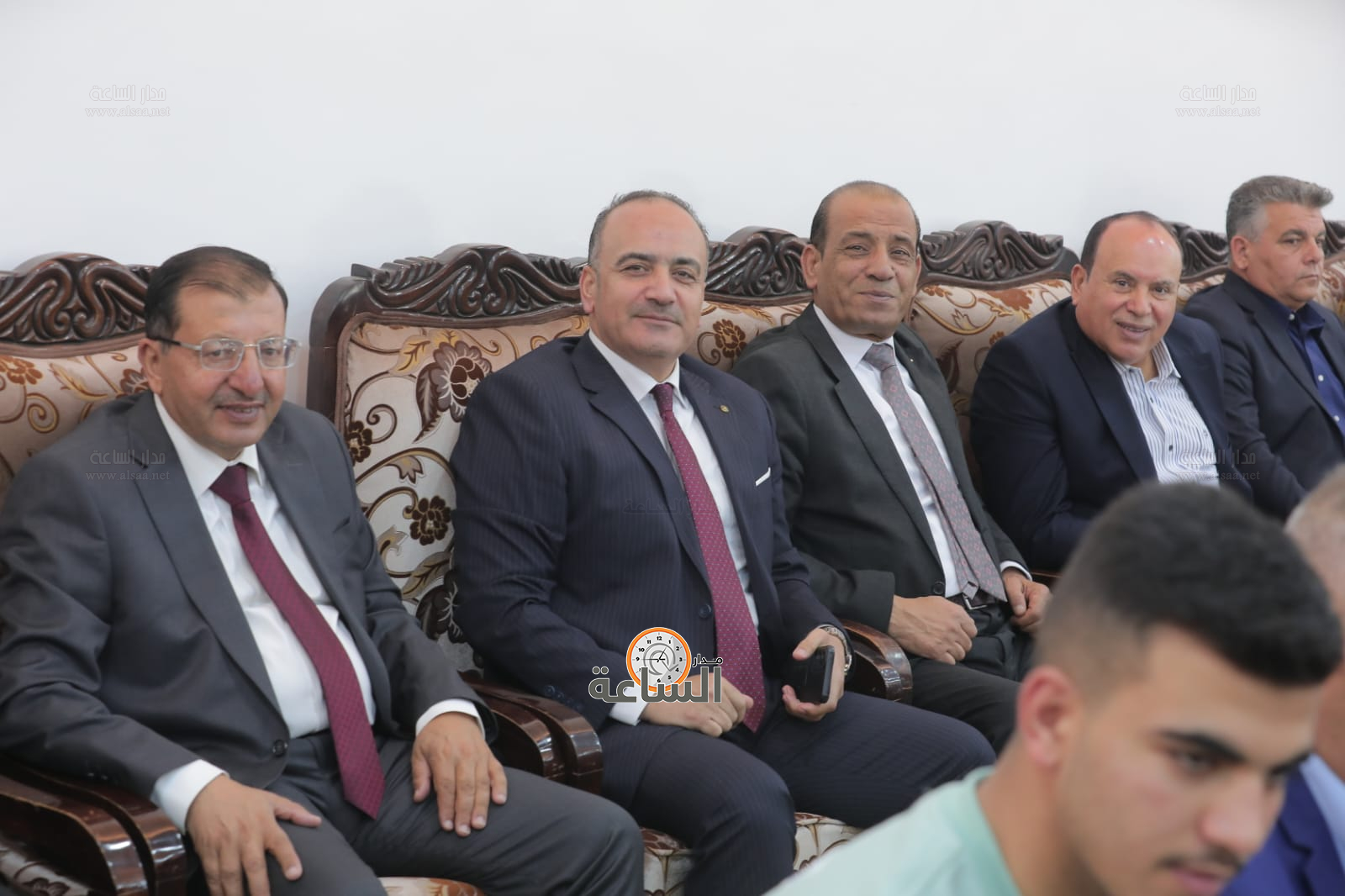 Madar Al-Saa Images 0.5803163086390567