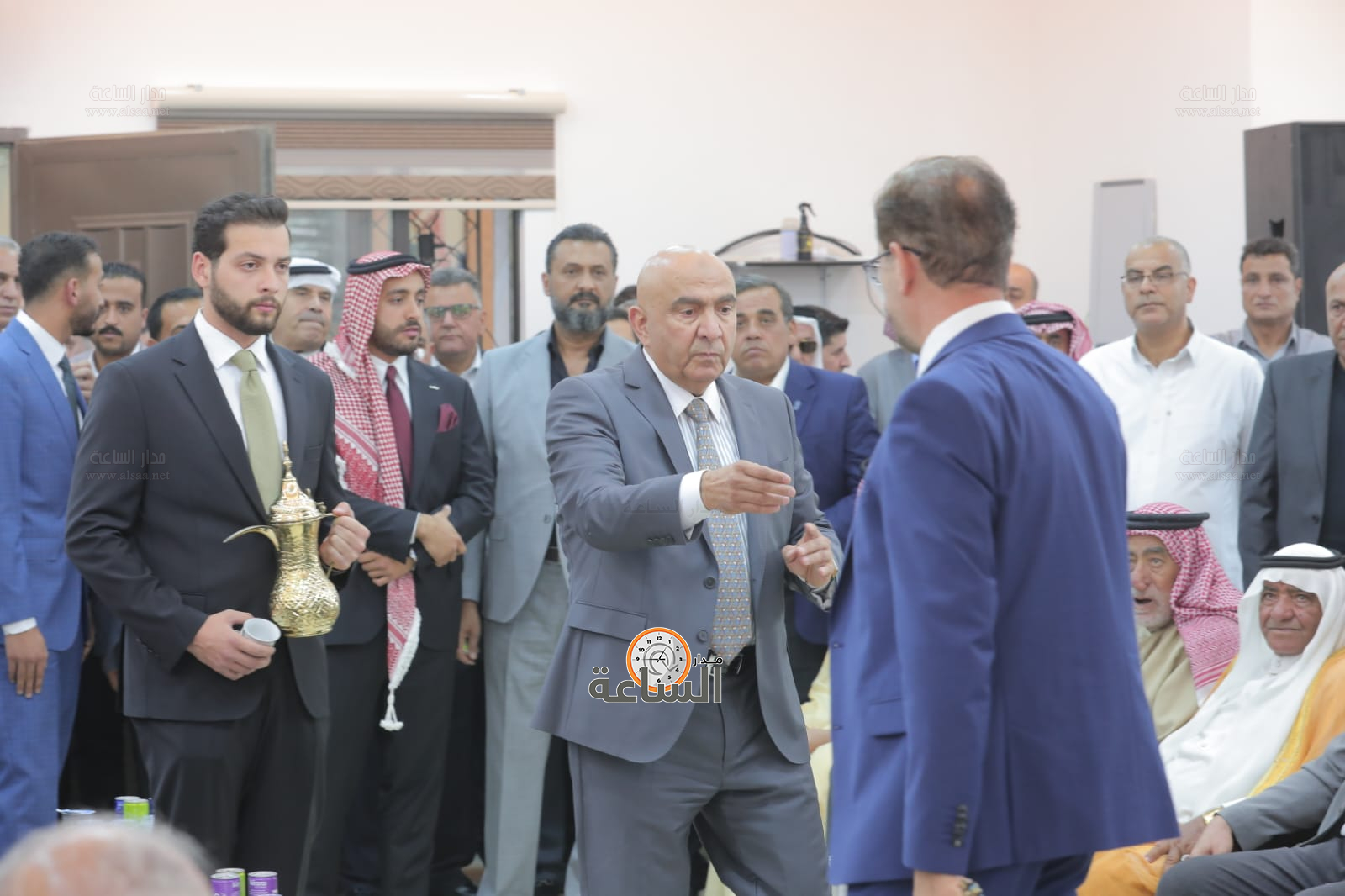 Madar Al-Saa Images 0.4983208152365268