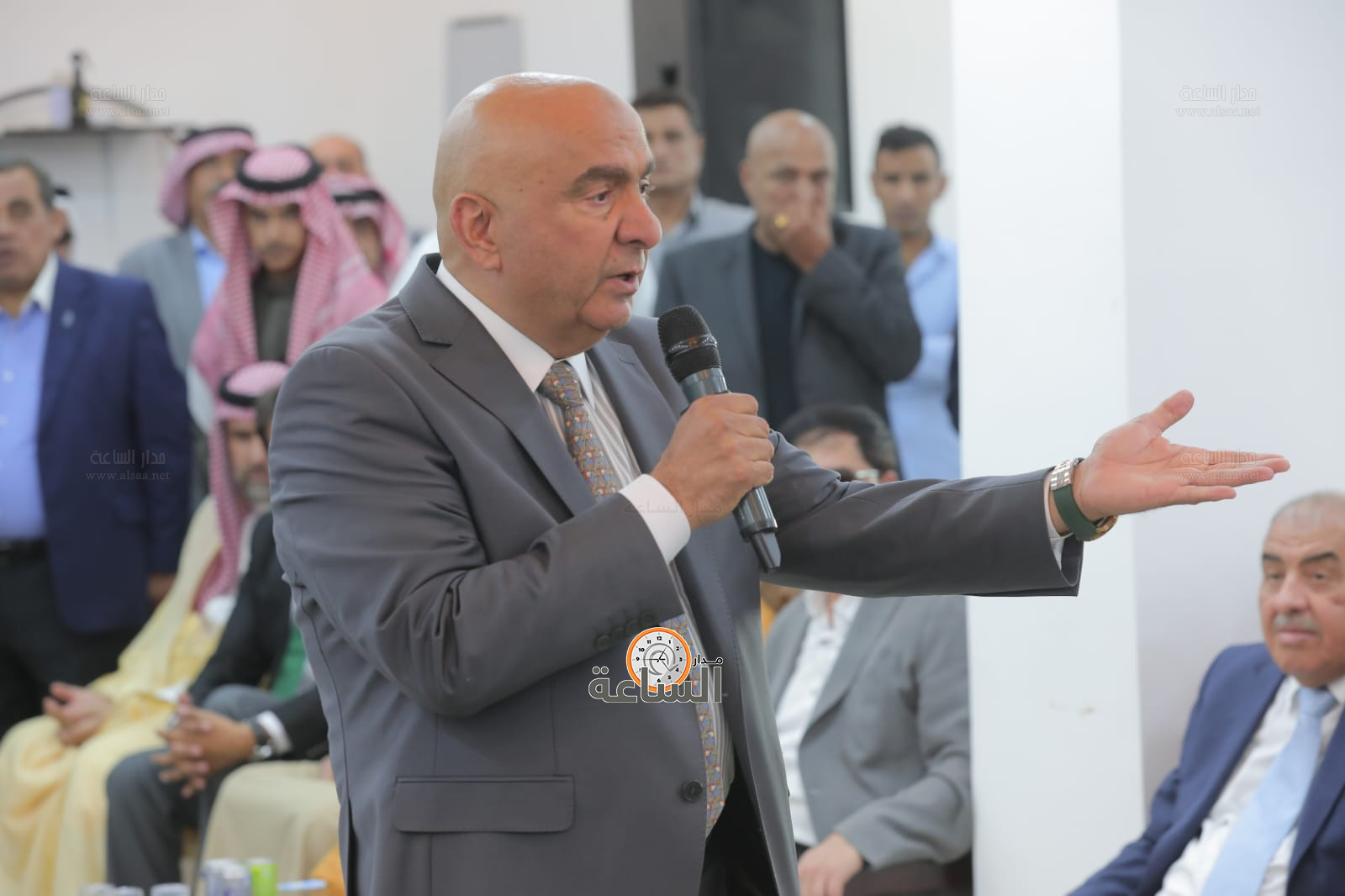 Madar Al-Saa Images 0.8108256409990325