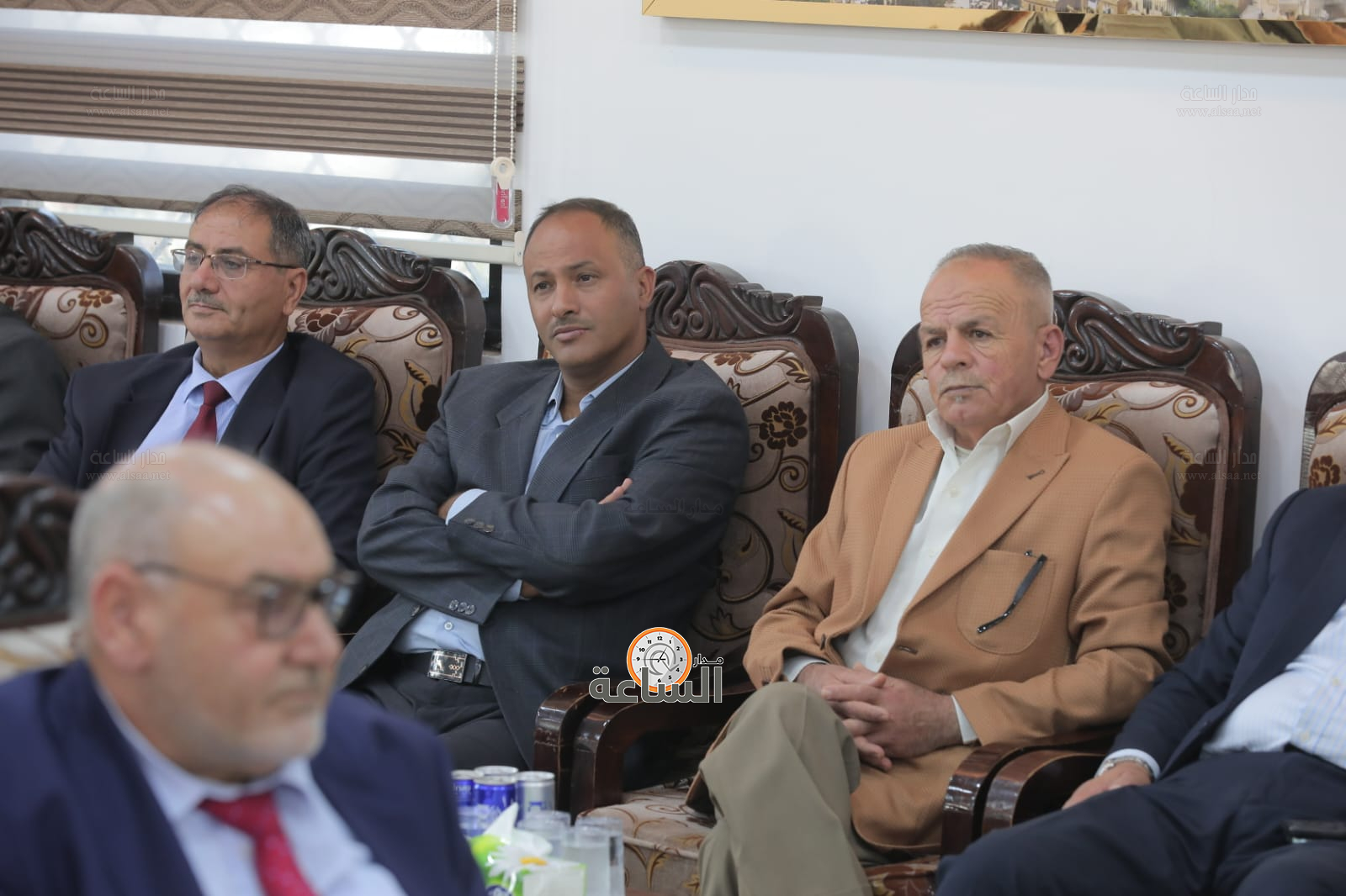 Madar Al-Saa Images 0.45389895778299794