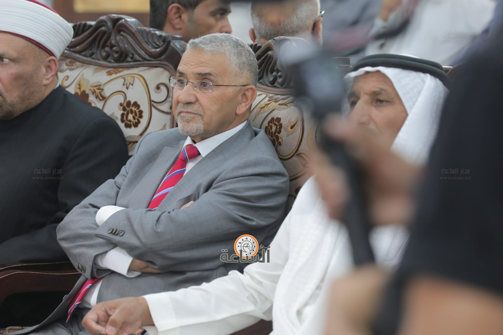 Madar Al-Saa Images 0.14007547587358338