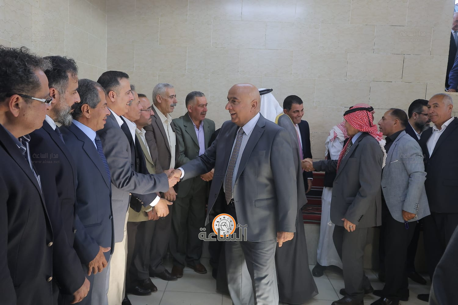 Madar Al-Saa Images 0.8445520572182359