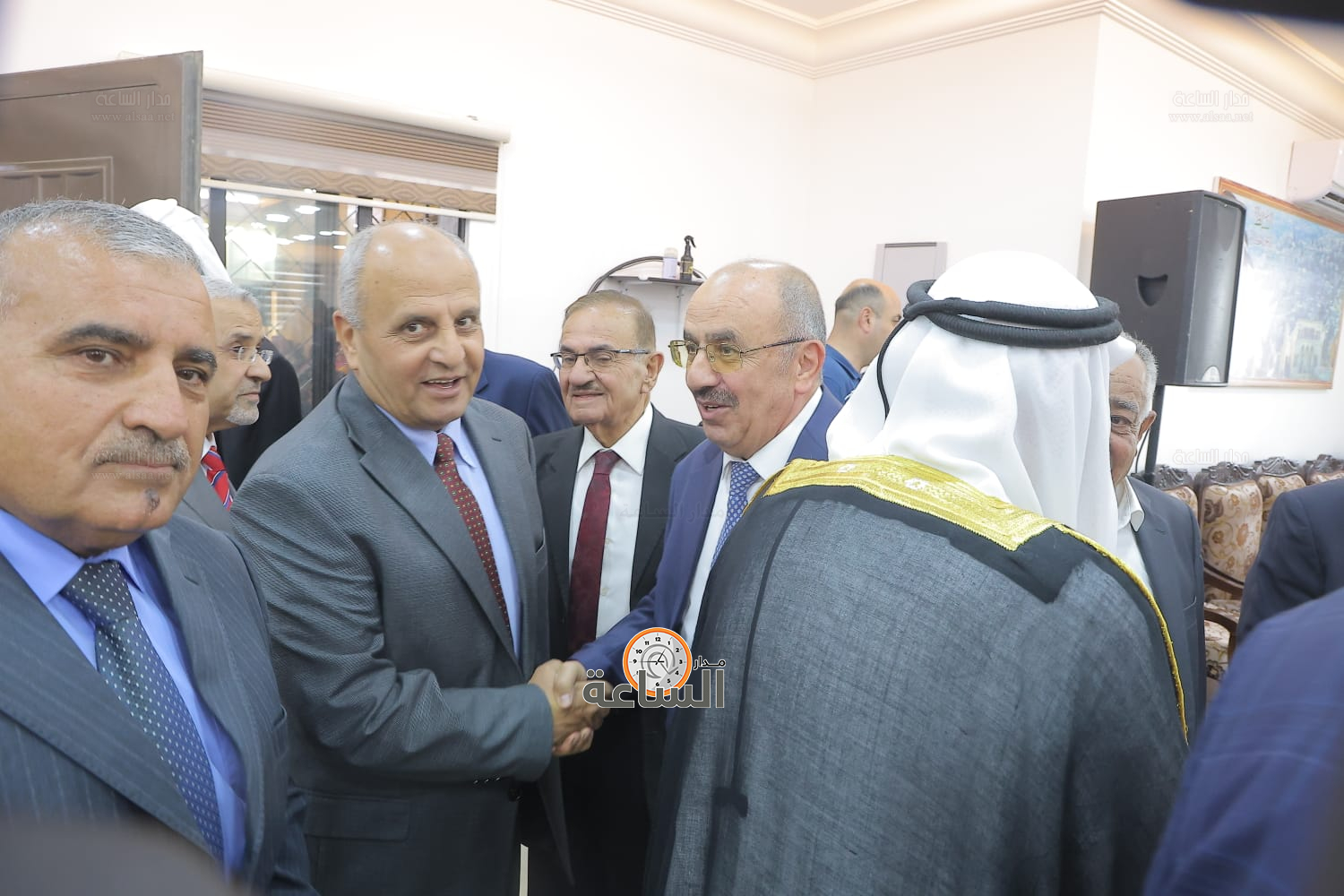 Madar Al-Saa Images 0.4774952552450836