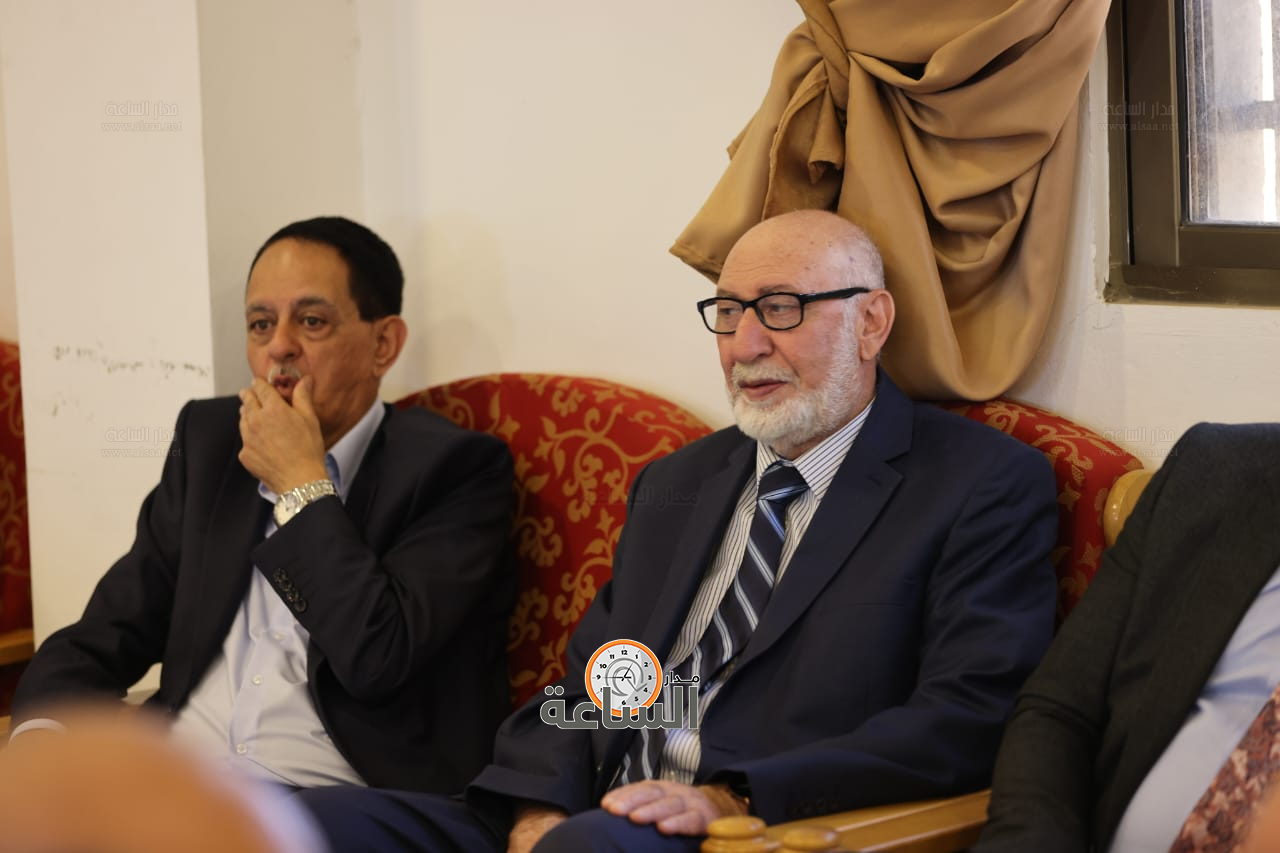 Madar Al-Saa Images 0.18905487156330614