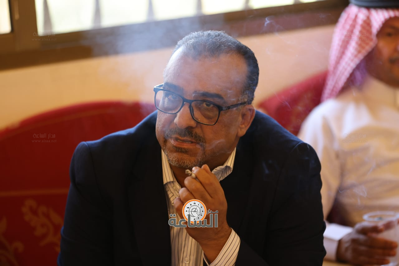 Madar Al-Saa Images 0.29349339634083105