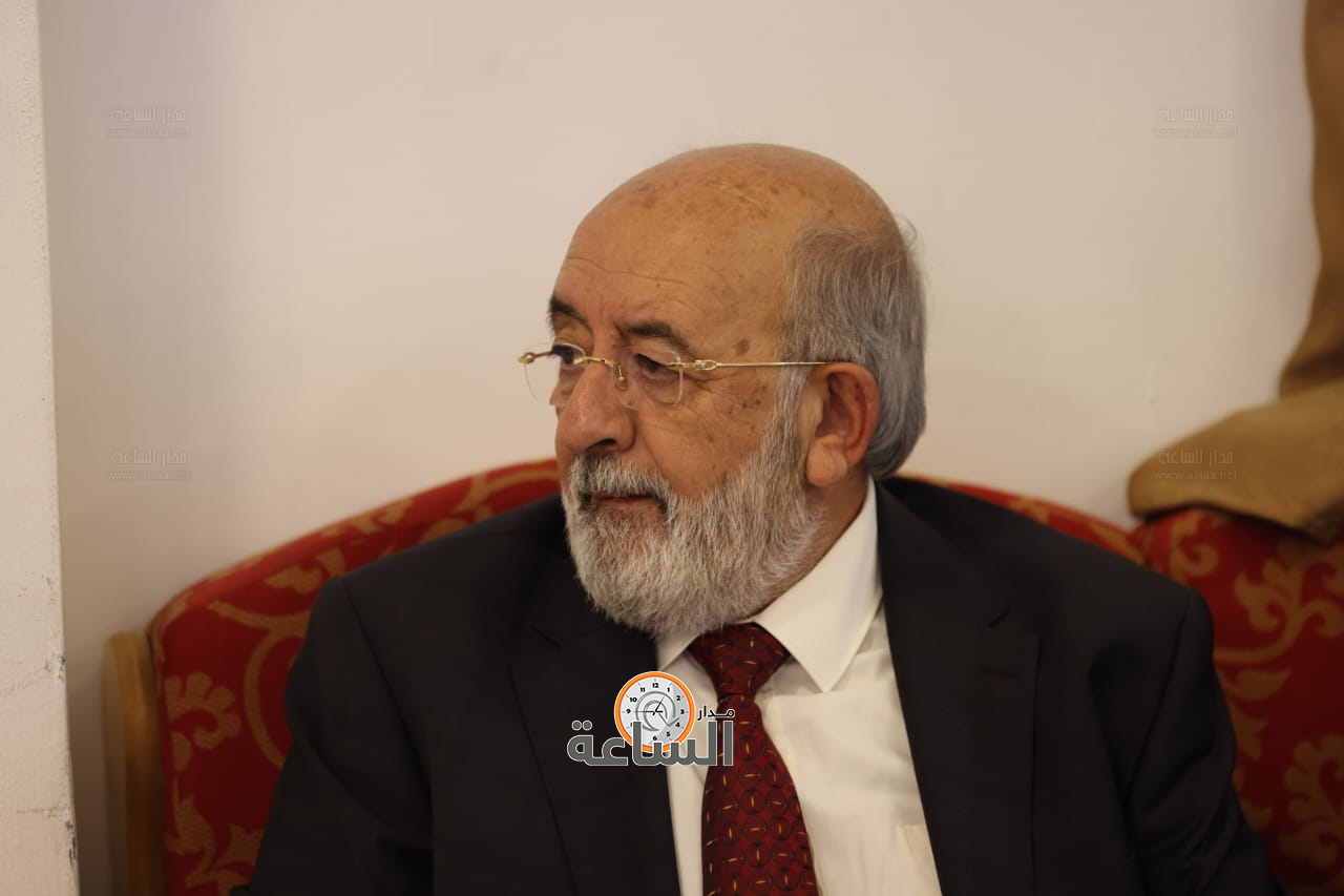 Madar Al-Saa Images 0.04920376180076769