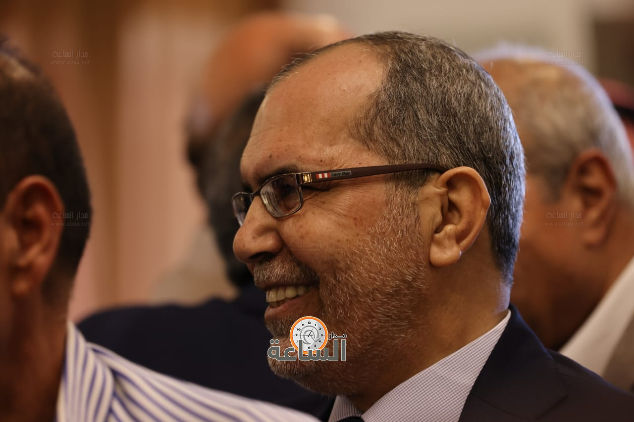 Madar Al-Saa Images 0.7776203113348475