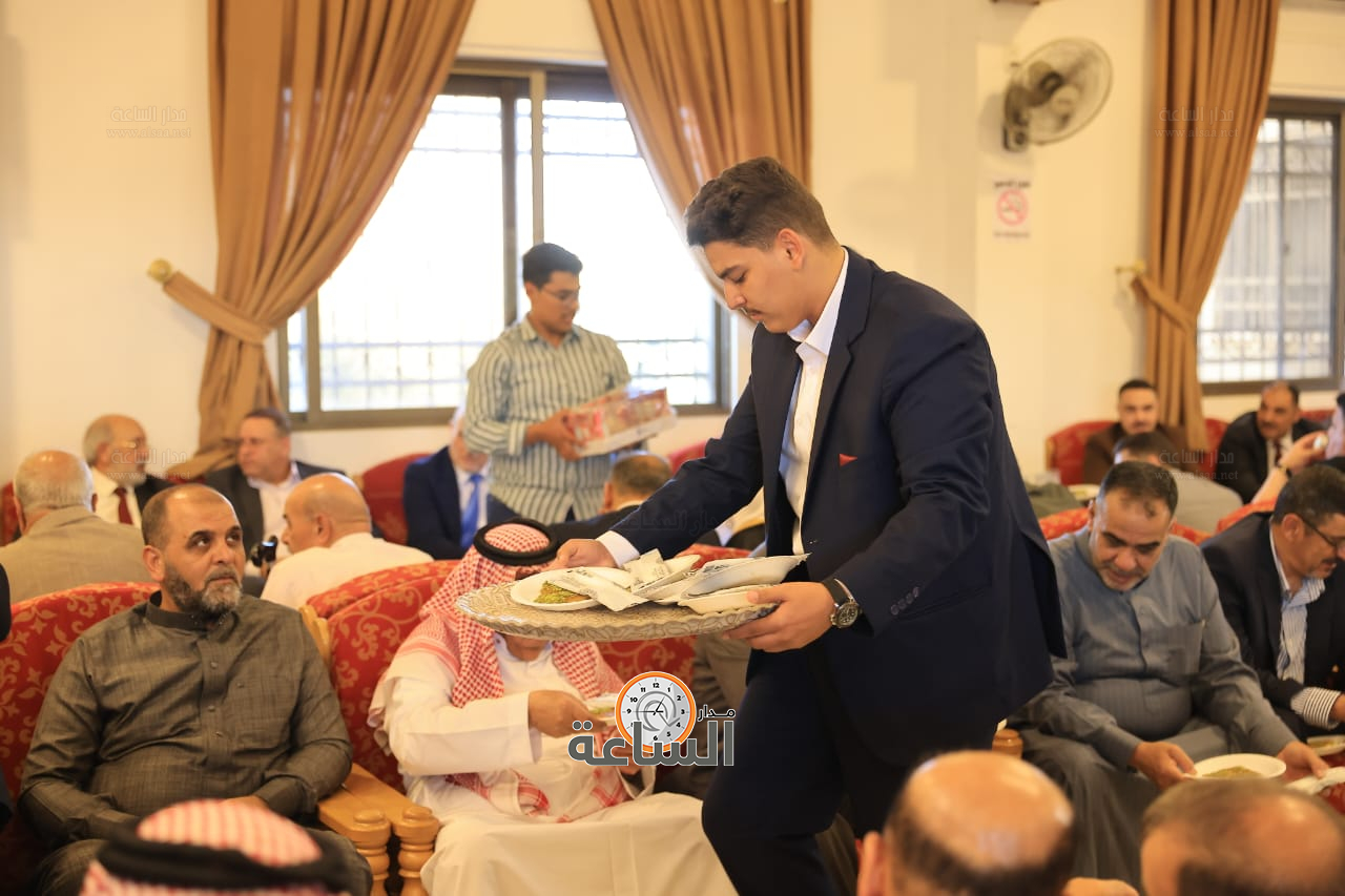 Madar Al-Saa Images 0.8363911611335596