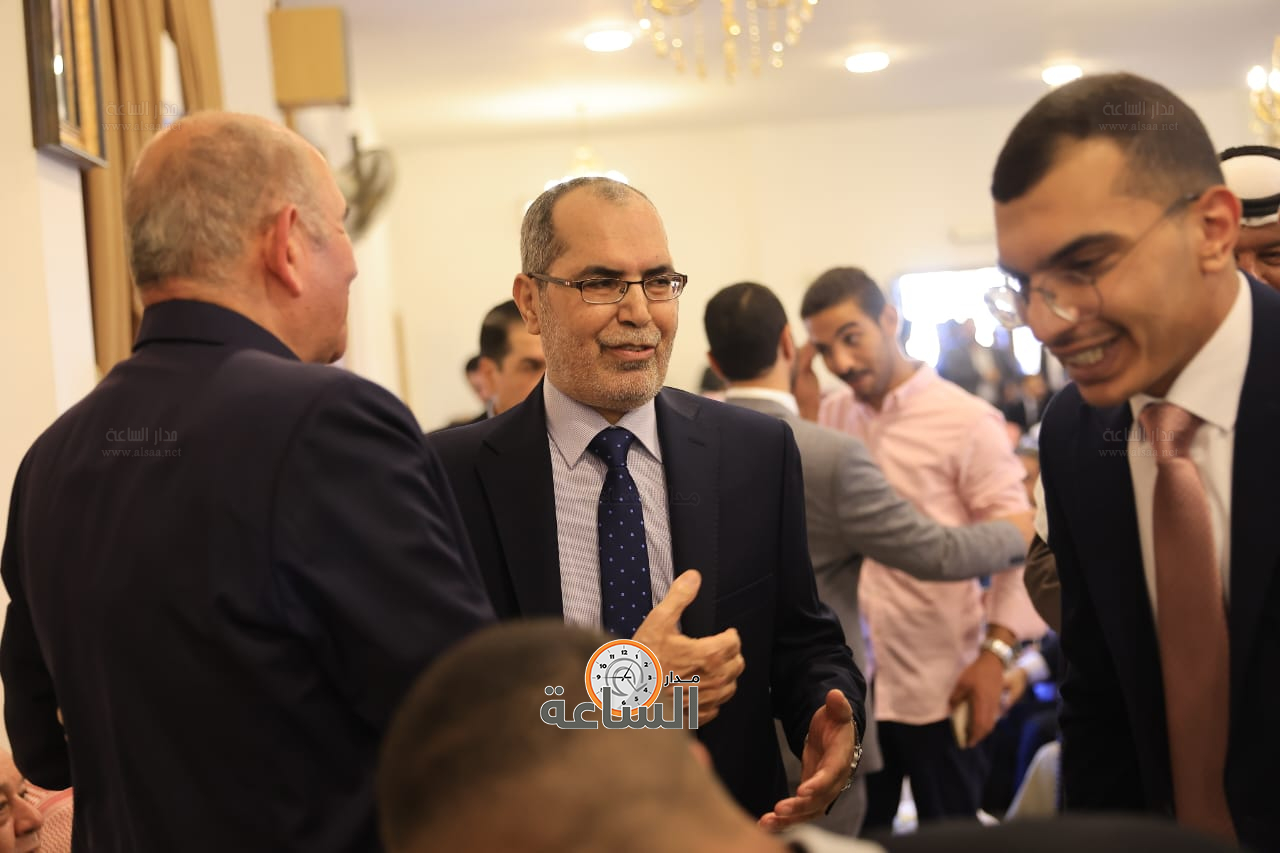 Madar Al-Saa Images 0.17650022212105876