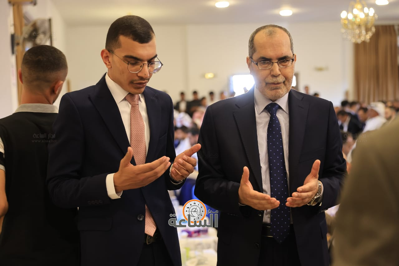 Madar Al-Saa Images 0.4107561659304271