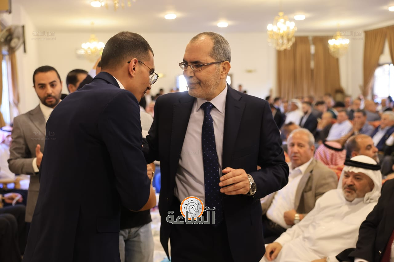 Madar Al-Saa Images 0.5604423101462721