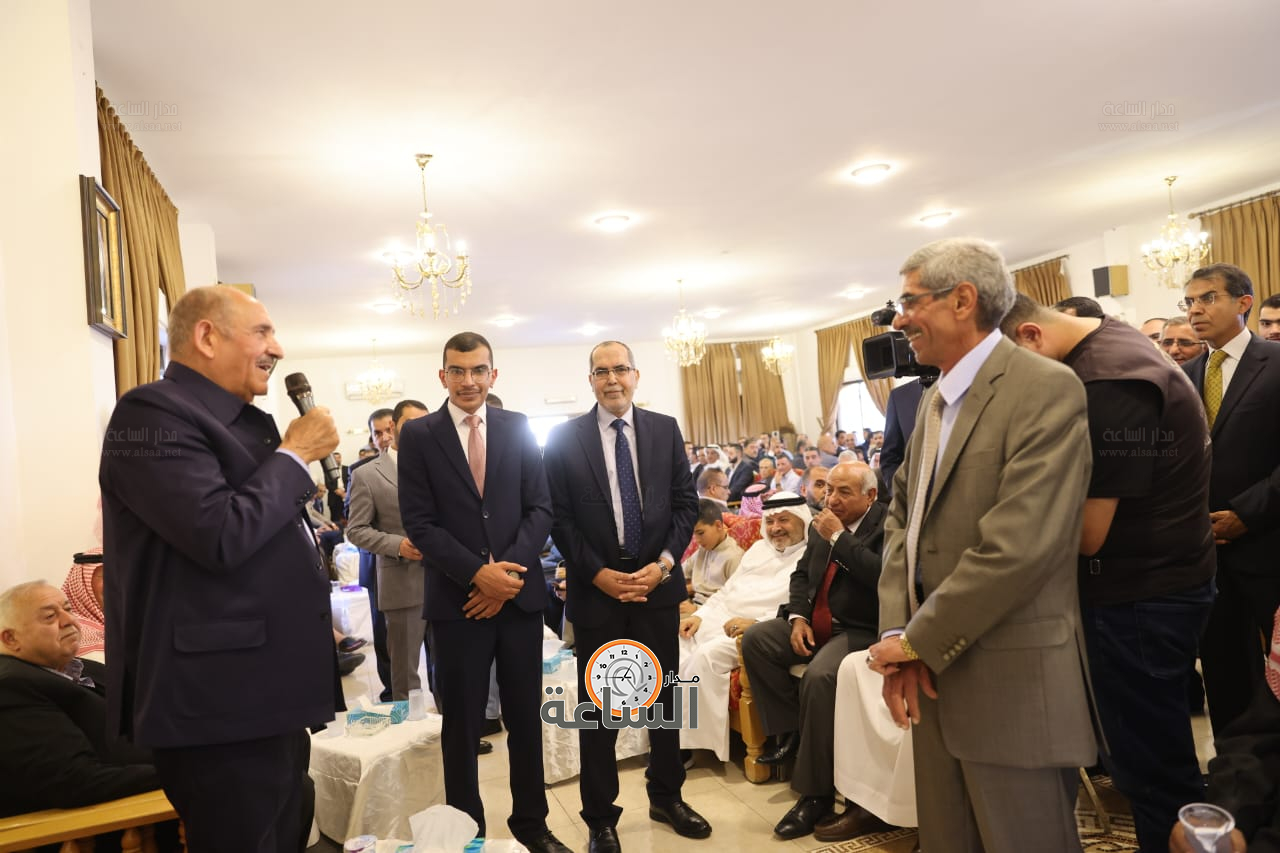 Madar Al-Saa Images 0.9580728038612619