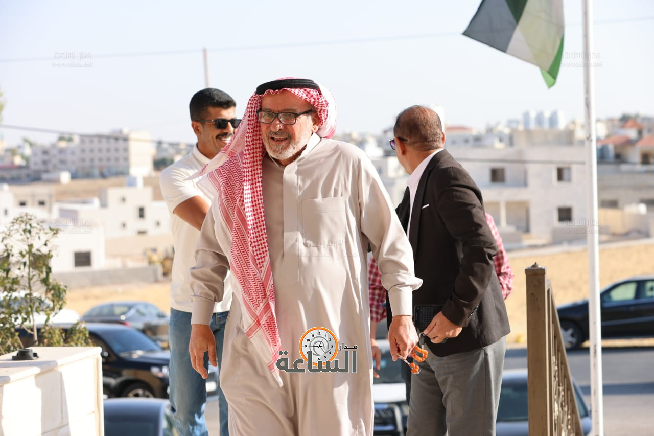 Madar Al-Saa Images 0.7713830594489102