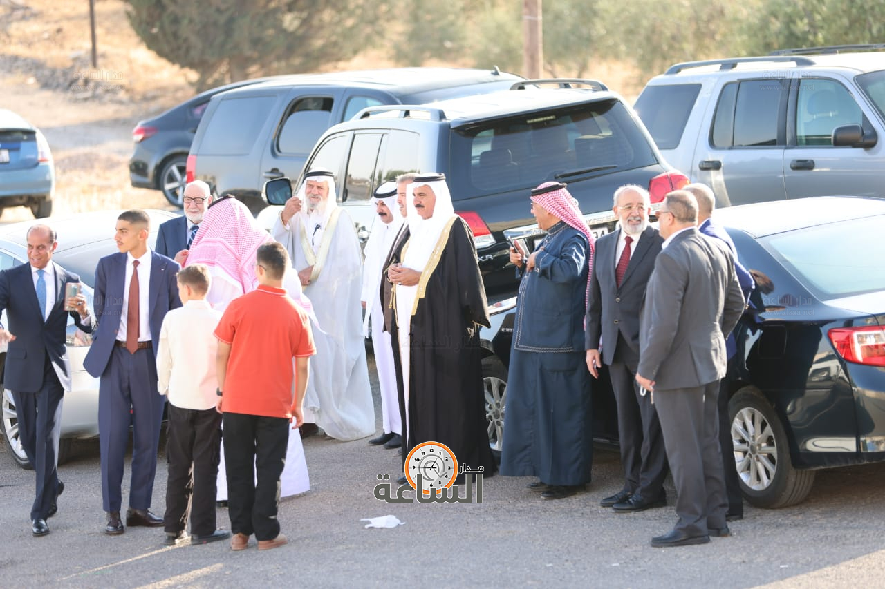 Madar Al-Saa Images 0.30915003938988384