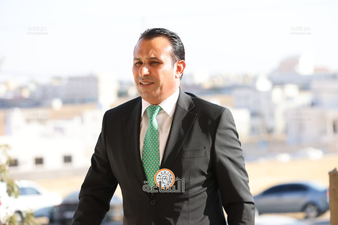 Madar Al-Saa Images 0.4190045978566038