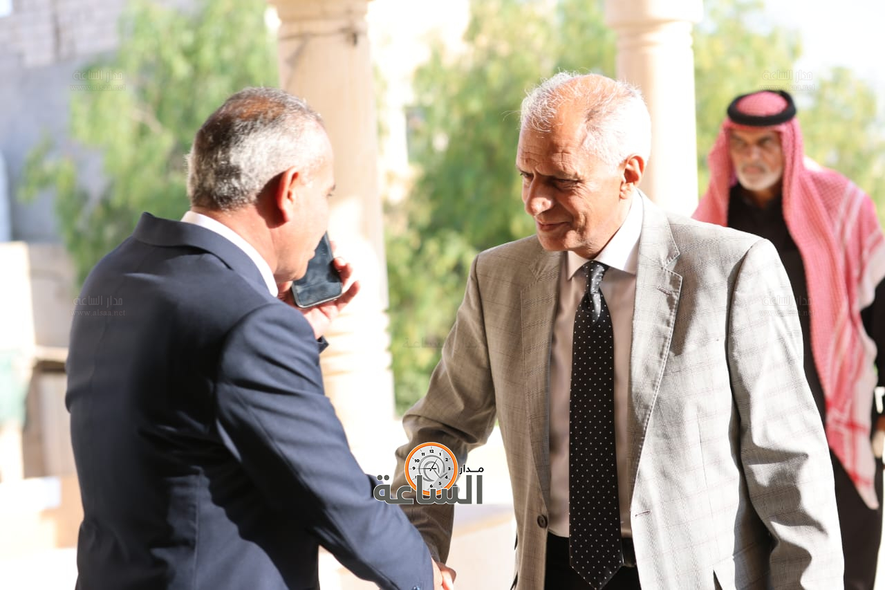 Madar Al-Saa Images 0.4533828904834145