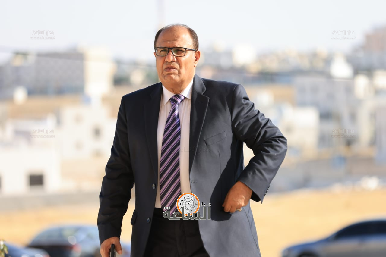 Madar Al-Saa Images 0.027298723230883115