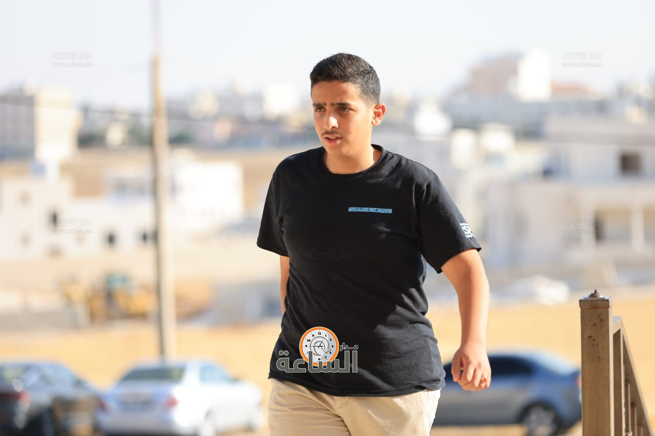 Madar Al-Saa Images 0.49167621511913573