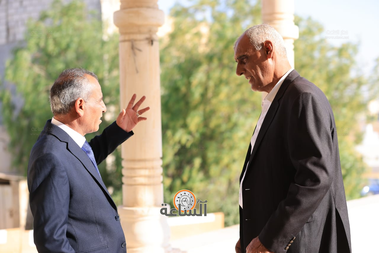 Madar Al-Saa Images 0.0122745211918871