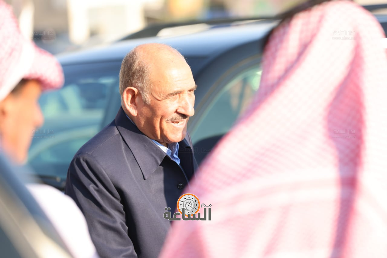 Madar Al-Saa Images 0.7882748127270136