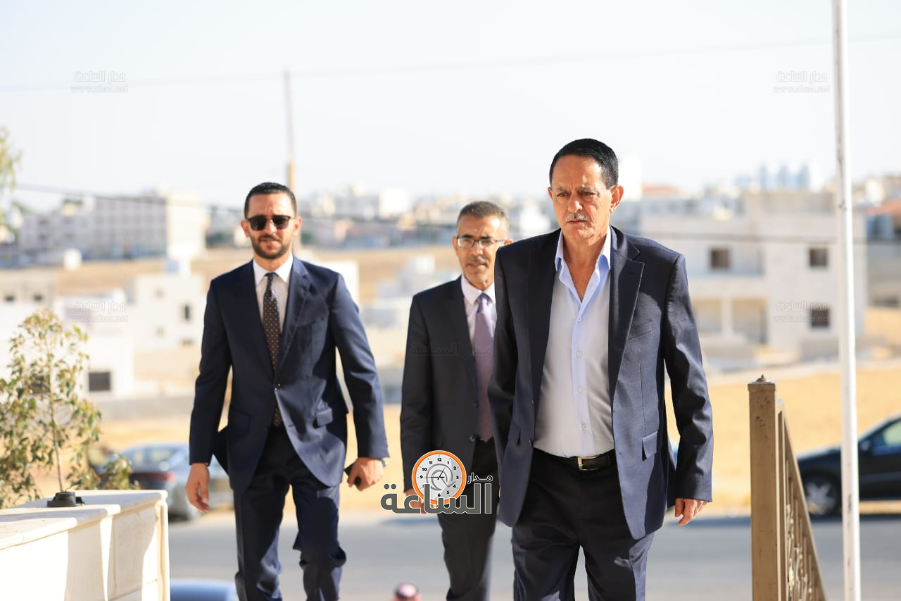 Madar Al-Saa Images 0.43882132850903544